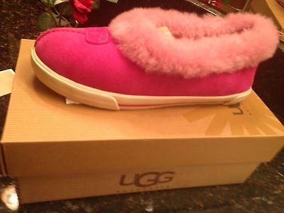 UGG AUSTRALIA RYLAN RASPBERRY SLIPPER YOUTH GIRLS SIZE 2