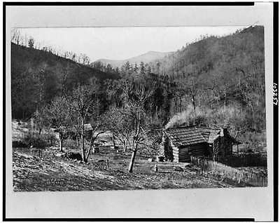 Mountain cabin,home,foo t,dwellings,Gr eat Smokies,Eden,H ills,Bryson