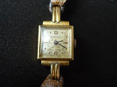 VINTAGE GOLD PLATED SWISS LADIES WATCH 20 MICRONS GENEVE AERO