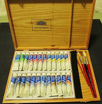 Color Artist Professional Paint Set With Oak Wooden Case & Brushes