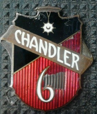 CHANDLER 6 MOTOR CAR VINTAGE RADIATOR EMBLEM BADGE