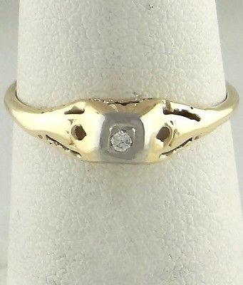 GIRLS 14K YELLOW GOLD DIAMOND SOLITAIRE DAINTY FINE JEWELRY RING