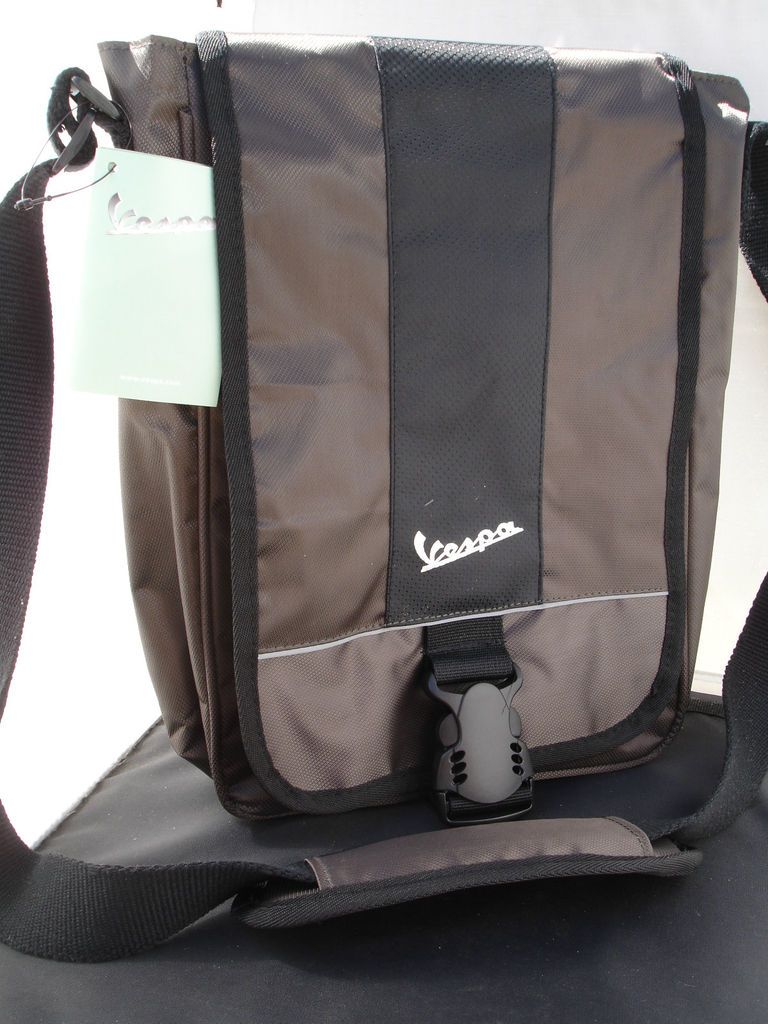 AUTHENTIC NWT VESPA COMMUTER BAG CASUAL & SPORT SHOULDER BAG