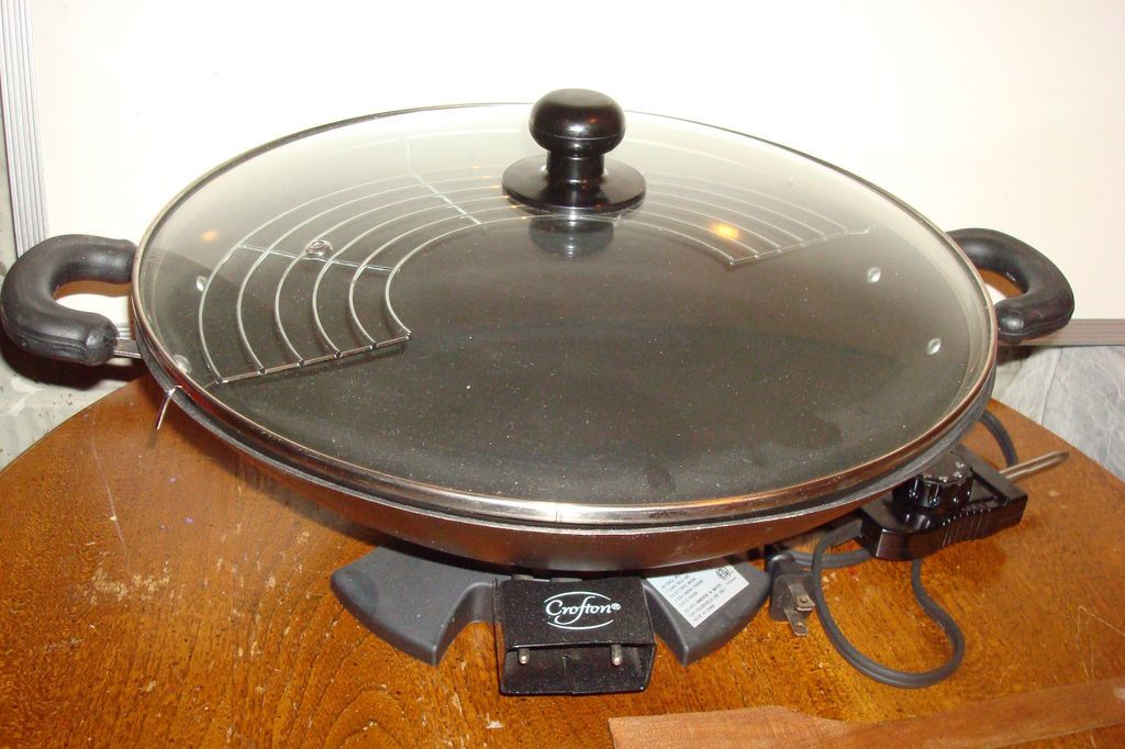 Crofton 4 Quart Electric Wok Model WJ 042