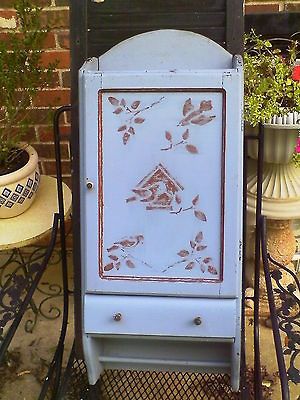 COTTAGE CHIC SPICE RACK BATHROOM KITCHEN CABINET TOWEL RACK BAR SHABBY