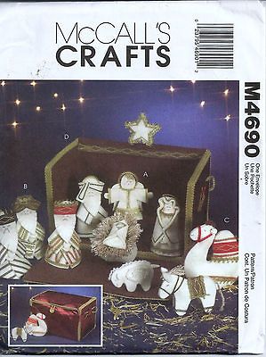 MCCALLS 4690 SEWING PATTERN NATIVITY SET, MANGER & STORAGE BOX