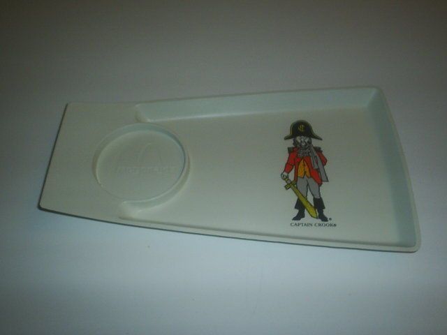 VINTAGE 70s McDonalds Captain Crook snack Plate