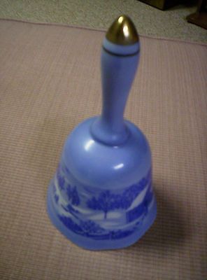 Ceramic bell Currler & Ives