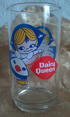 VINTAGE DUTCH GIRL DAIRY QUEEN GLASS