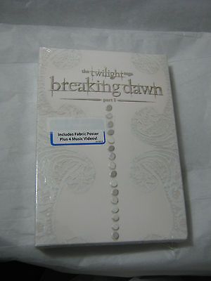 The Twilight Saga Breaking Dawn Part 1 Bellas Wedding Dress Edition