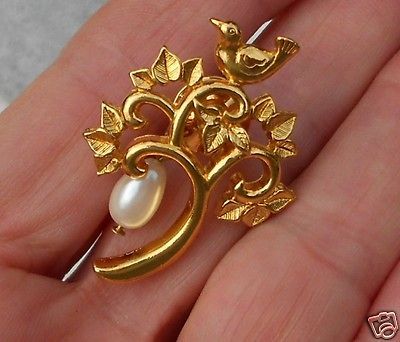 Pin Partridge in a Pear Tree with faux pearl pear AVON