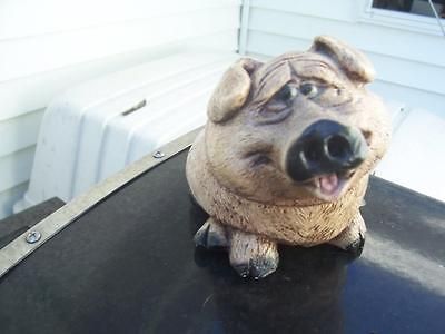 HAPPY PIG,LATEX MOLD,CONCRETE/ PLASTER