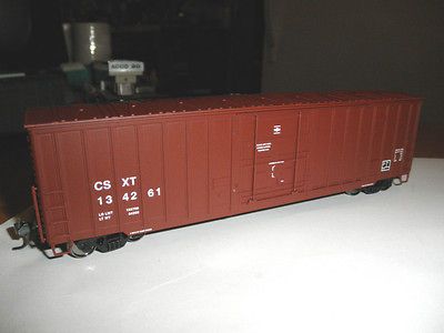 CSX T seven post plugdoor boxcar # 134261