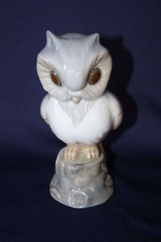 VINTAGE PORCELANAS MIGUEL REQUENA FIGURINE OWL MARKED VALENCIA MADE IN