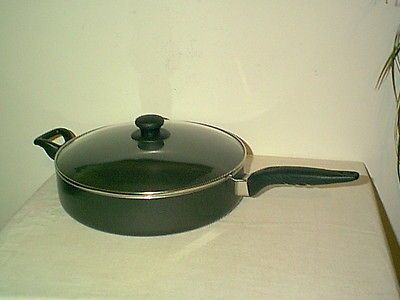 NICE REGAL 12 NON STICK CHICEN FRYER / DEEP SKILLET / FRYING PAN