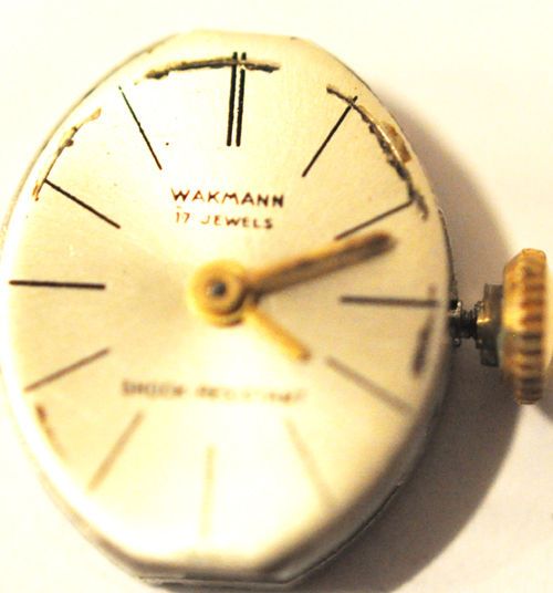 VINTAGE WAKMANN WRIST MOVEMENT 17 JEWELS RUNNING #A155