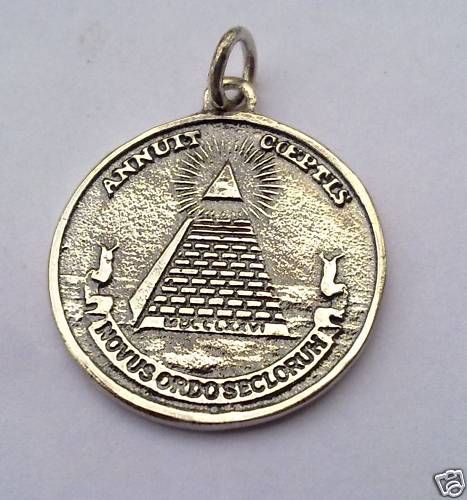 ALL SEEING EYE PYRAMID MASONIC SYMBOLS SILVER PENDANT