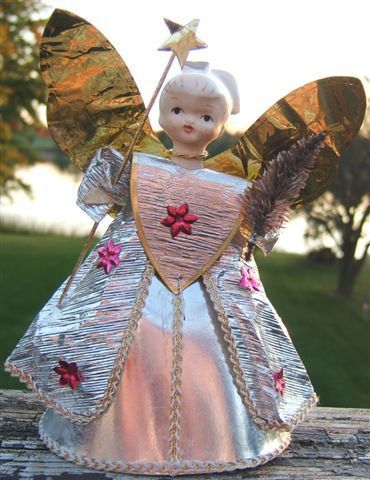 ANGEL CHRISTMAS TREE Ornament PORCELAIN HEAD GOLD FOIL WINGS 1950s