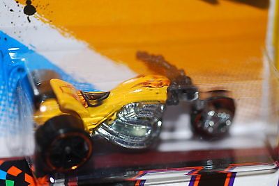 2012 Hot Wheels Blastous Moto   3 Wheel Motorcycle   Yellow  New