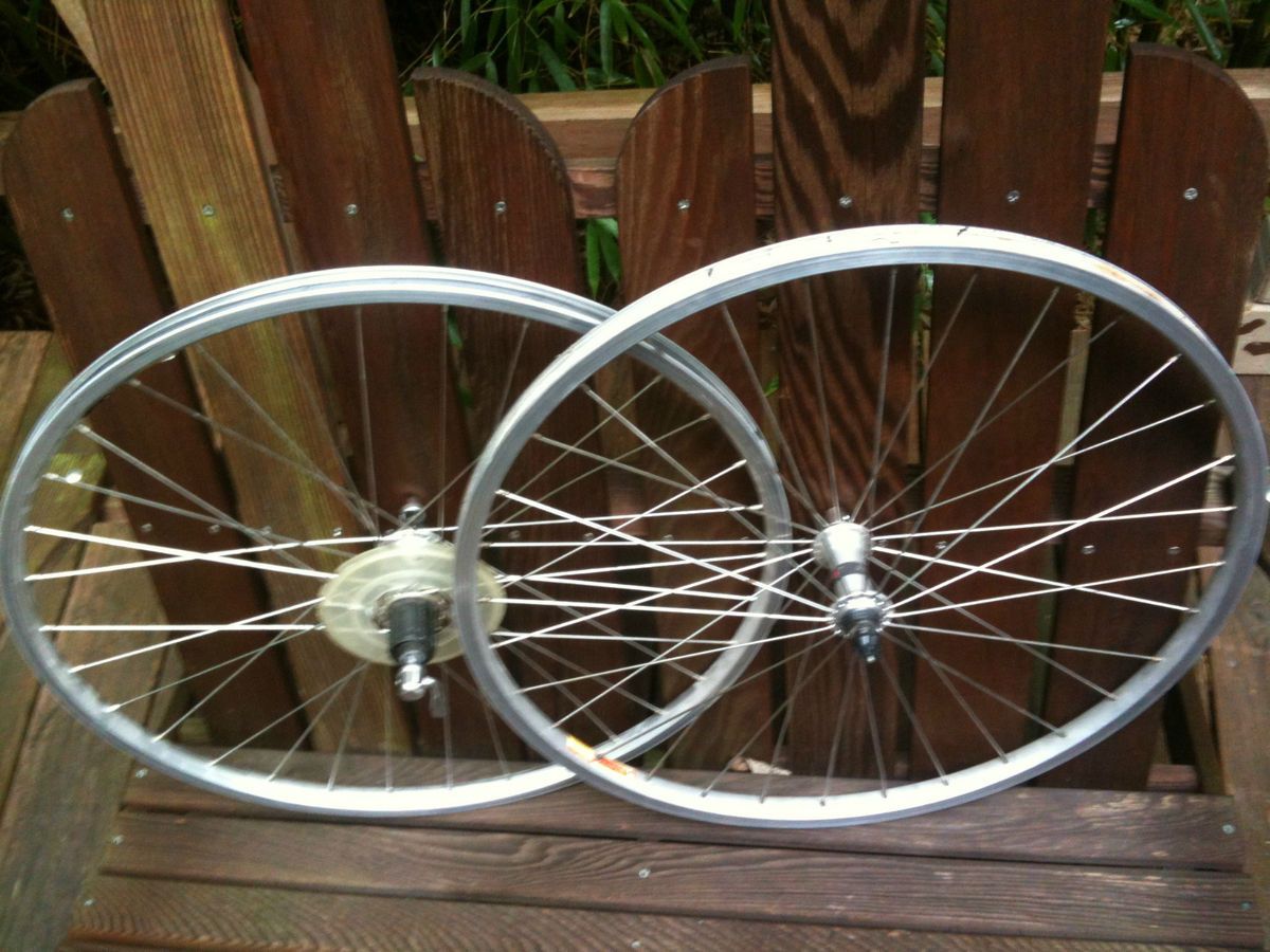 221 Trek Bontrager Maverick MTB Wheelset 26 Rim V Brake Silver