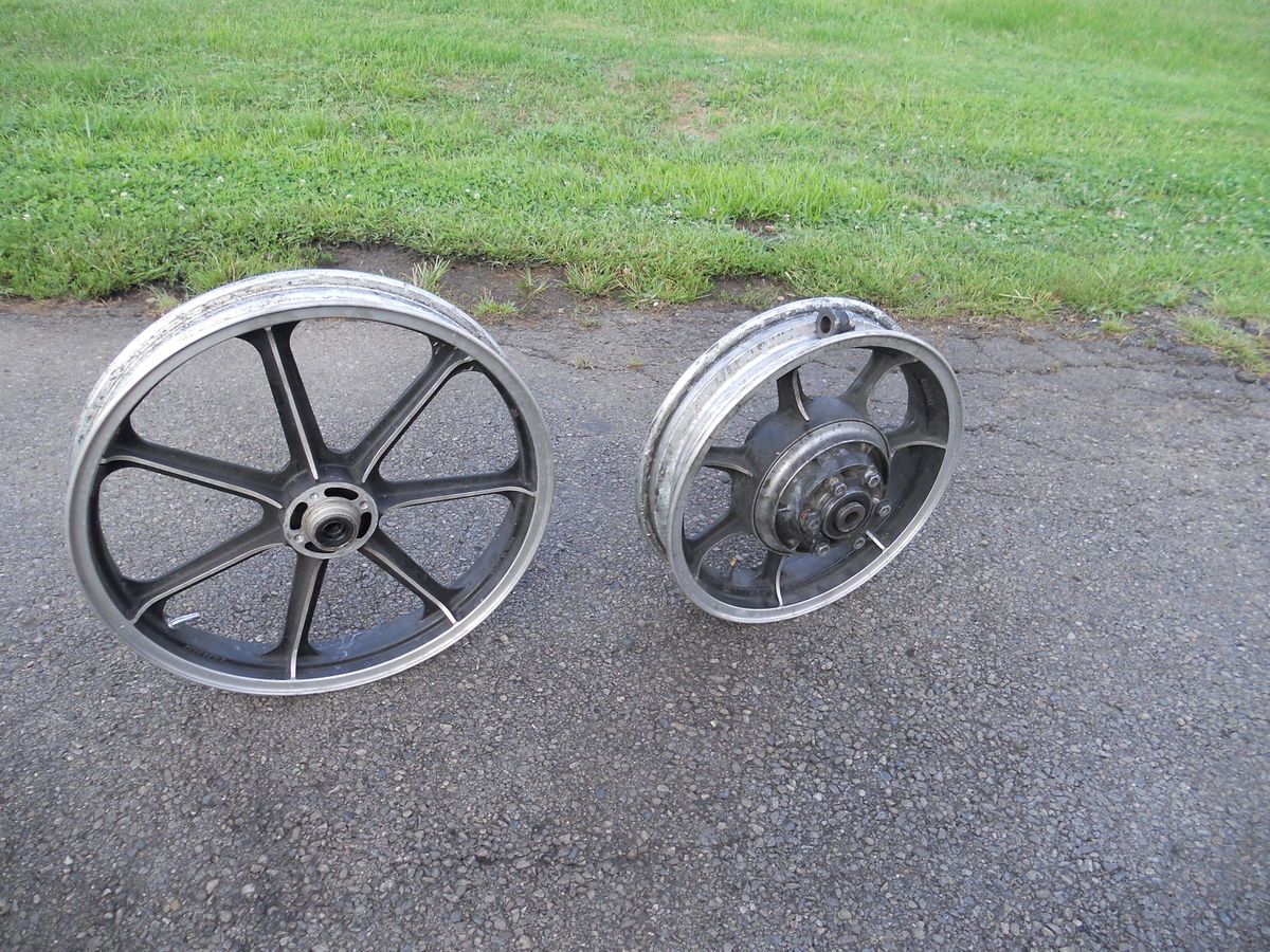 KZ 1000 Pair 16/19 Mag Wheels Vintage OEM LTD KZ1000 77 80 Kawasaki