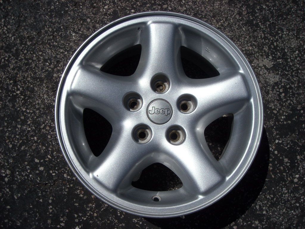 Jeep Cherokee Wrangler 97 06 Alloy Factory Wheel Rim 15