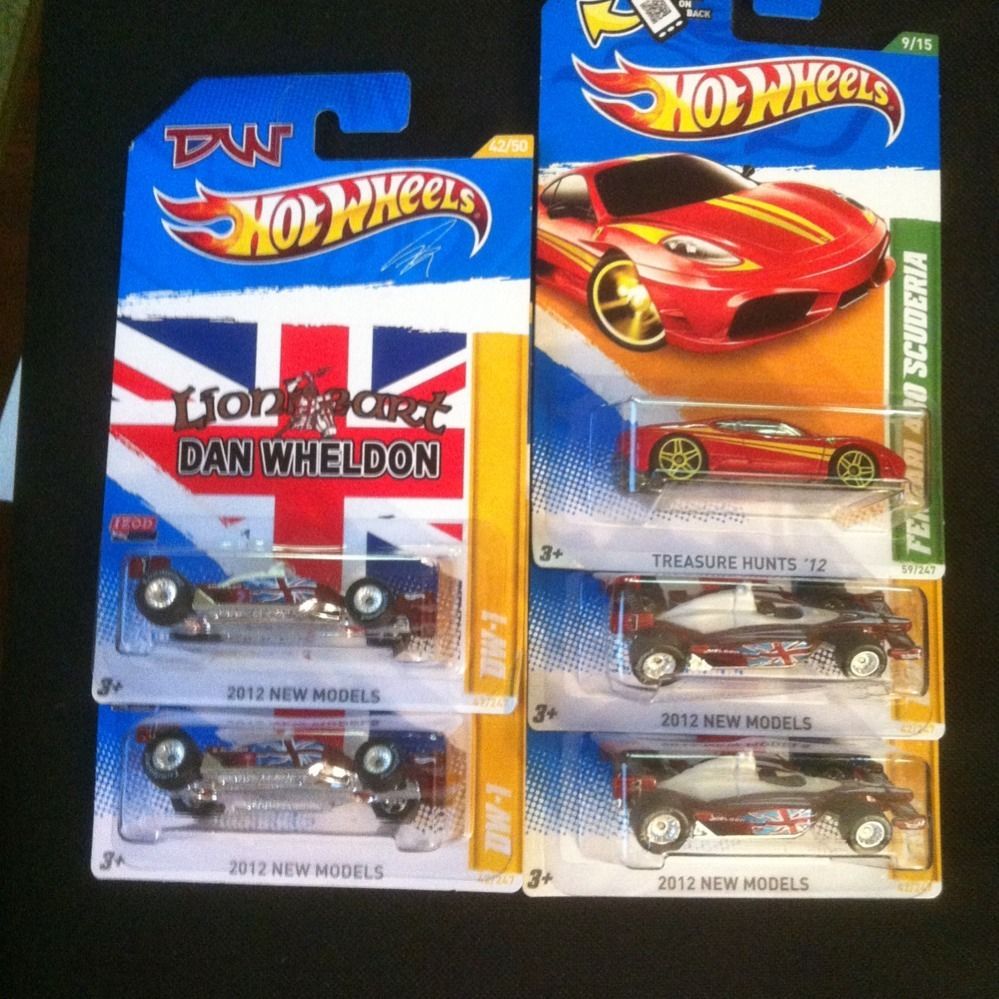  Wheels Lot Of Four Dan Wheldon DW 1 Plus A Treasure Hunt Ferrari 430